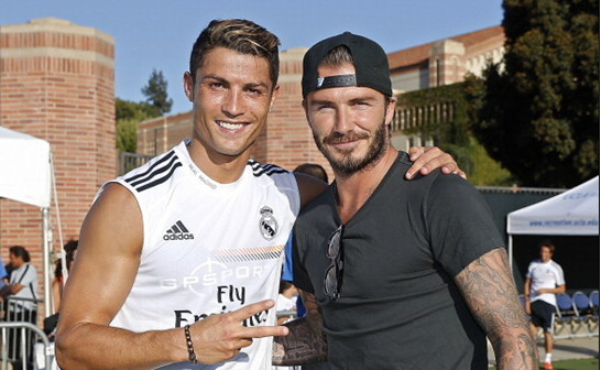 皇马本泽马关键时刻进球锁定胜利