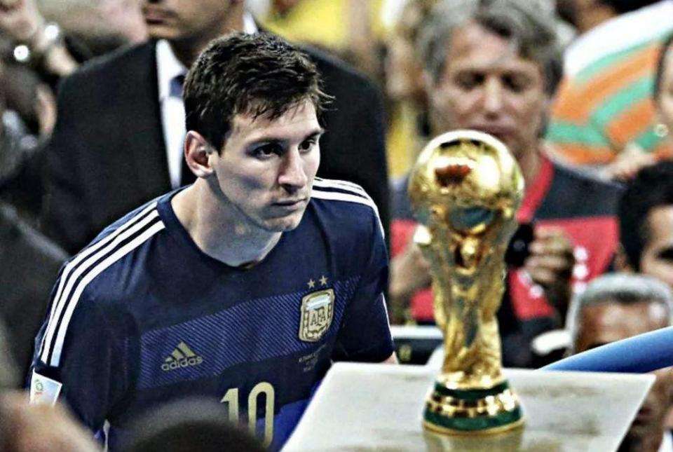 塞尔希-多明格斯：伊尼戈拥有领袖气质；目标是回到巴萨踢球