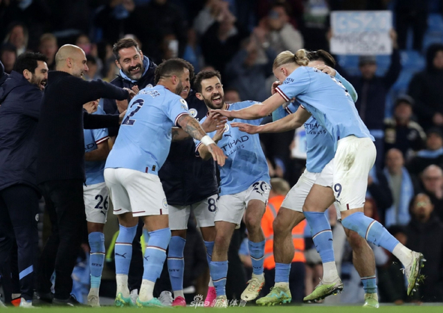 亨里希斯：基米希常会来问候受伤的我；想以主力身份踢世界杯